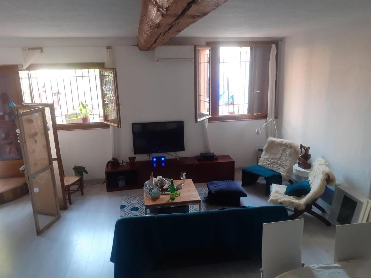 Chambre Dans Une Grande Maison Entre Canal Du Midi Et Centre Ville Beziers Ngoại thất bức ảnh