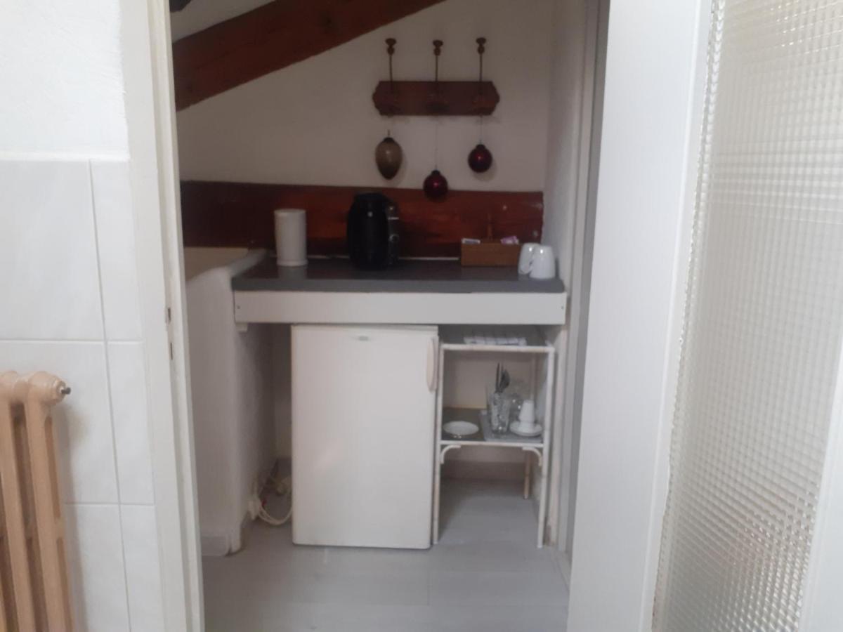 Chambre Dans Une Grande Maison Entre Canal Du Midi Et Centre Ville Beziers Ngoại thất bức ảnh